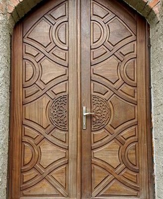 Pintu Motif Lengkung Lancip Kayu Jati Minimalis